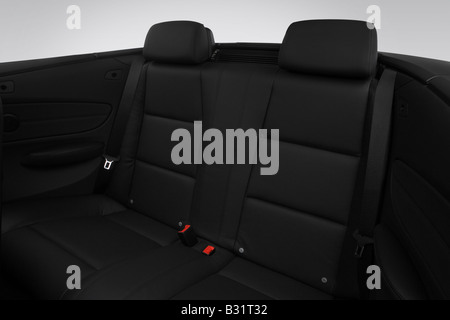 2008 BMW 1er 128i in schwarz - hintere Sitze Stockfoto