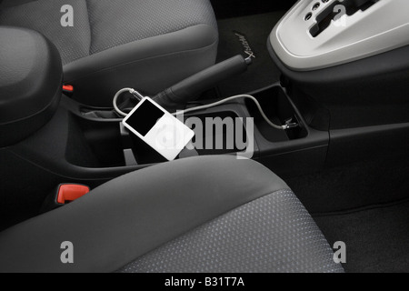 2009 Toyota Corolla Matrix in grau - Typenschilder Jack Requisiten Stockfoto