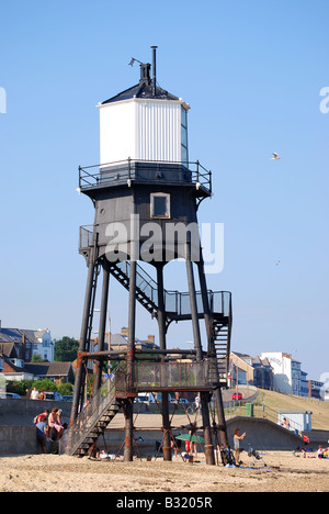 Dovercourt Strand und Leuchtturm, West End Promenade, Dovercourt, Harwich, Tendring District, Essex, England, Vereinigtes Königreich Stockfoto