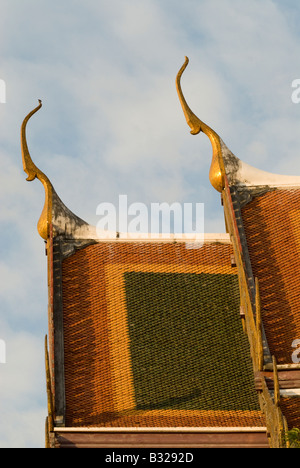 Detail vom Dach des Wat Suthat, Thai Budhist Tempel, Bangok Stockfoto