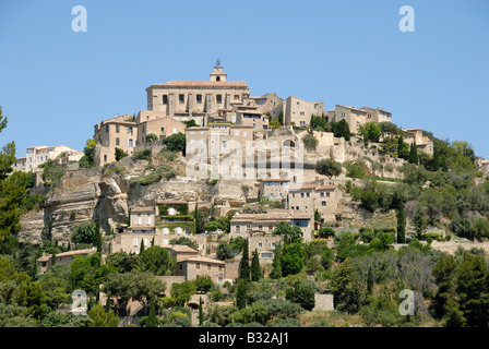 Mittelalterliche Städtchen Gordes in Südfrankreich Stockfoto