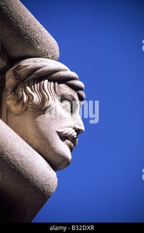 Geschnitzte Steinkopf auf der Außenseite des St Jacob Kathedrale, Sibenik, Dalmatien, Kroatien. Kulturelles Erbe der UNESCO Stockfoto