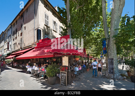 Straßencafé auf dem Cours Mirabeau im Zentrum historischen Stadt Aix-En-Provence-Frankreich Stockfoto