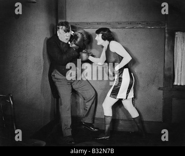 Mann und Frau Boxen Stockfoto