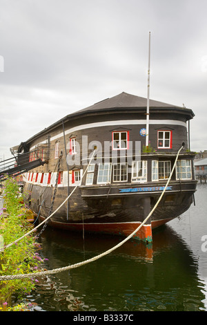 S.m. Fregatte UNICORN, Schiff in Victoria Dock, Dundee, Tayside, Schottland. Der weltweit größte Original & älteste Georgische Holz- Kriegsschiff, Großbritannien Stockfoto