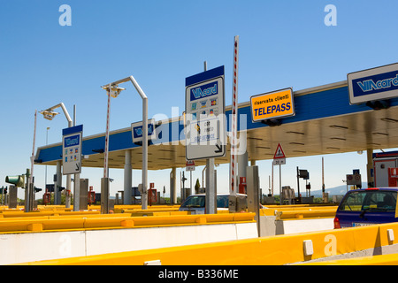 Italienische Autobahn Mautstelle Toskana Italien Stockfoto