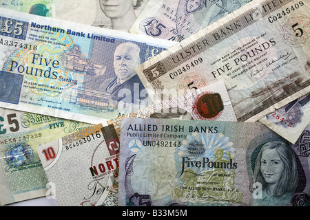 Nördlichen irischen Pfund Sterling und Großbritannien Banknoten Stockfoto