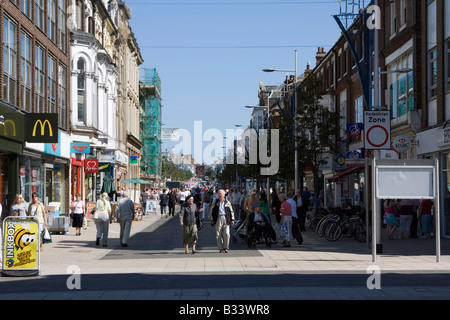 Stadtzentrum High Street Geschäfte Lowestoft Suffolk East Anglia England uk gb Stockfoto