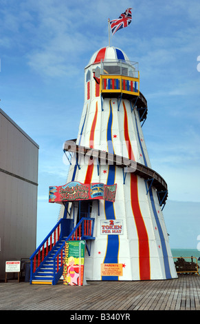 Eine Helter Skelter am Pier von Brighton Stockfoto