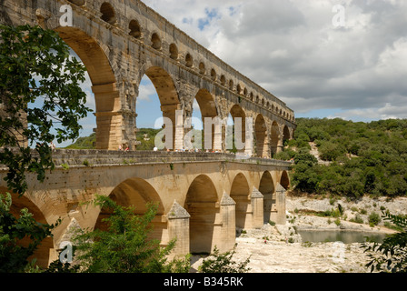 Römischer Aquädukt Pont du Gard in Südfrankreich Stockfoto