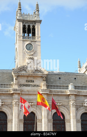 Der Uhrturm von CASA CONSISTORIAL oder Rathaus Stadtrat Gebäude in den wichtigsten quadratische Valladolid Spanien Stockfoto