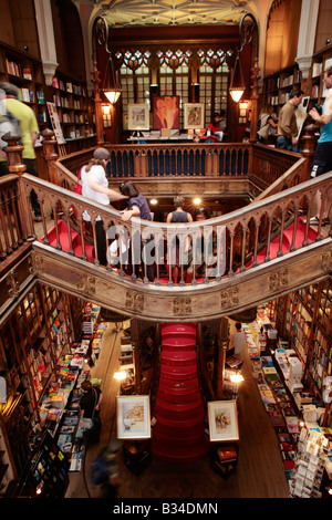 in der Buchhandlung Lello & Irmao in Porto, Portugal Stockfoto