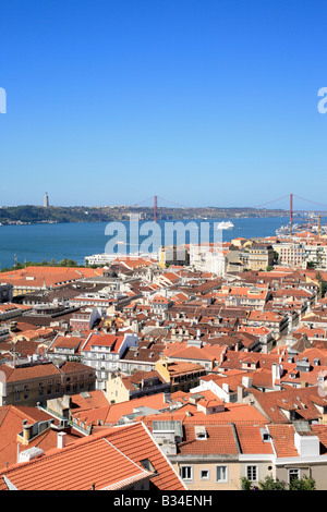 Panoramablick auf die Stadt vom Castelo, Lissabon, Portugal Stockfoto