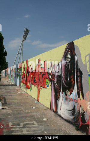 Graffiti an der ehemaligen Berliner Mauer Deutschland Juni 2008 Stockfoto