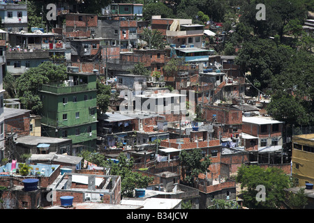 Ein Blick auf die Edin Favela, lateinischen Amerikas größten Slum in Rio de Janeiro, Brasilien. Stockfoto