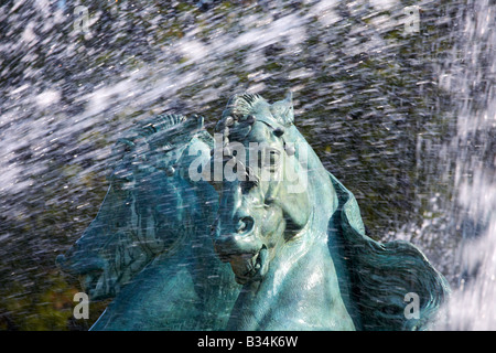 Skulptur von Emmanuel Fremiet bei Fontaine de l Observatoire Paris Frankreich Stockfoto