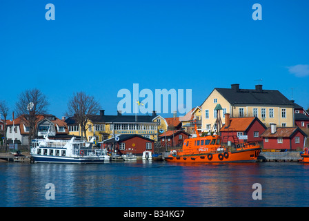 Nebensaison auf Sandhamn (Sandön Insel) in den Schären von Stockholm, Schweden. Insel mit schönen Stränden und idyllischen Umgebung Stockfoto