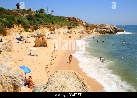 Strand Praia da Galé in der Nähe von Albufeira, Algarve, Portugal Stockfoto