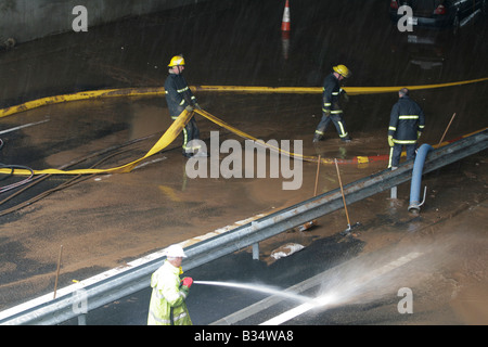 Belfast M1 Broadway Unterführung Flut Stockfoto