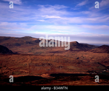 Der Carneddau Bereich, einschließlich Carnedd Dafydd und Carnedd Llewelyn vom Fuß der Moel Siabod Snowdonia-Nationalpark, Gwynedd Stockfoto