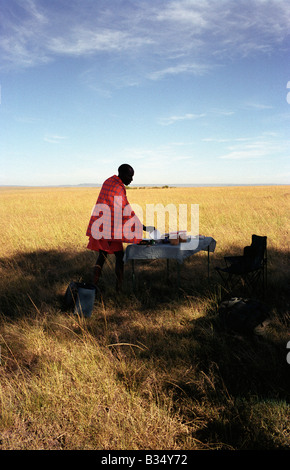 Kenia, Masai Mara. Frühstück in der Masai Mara Stockfoto