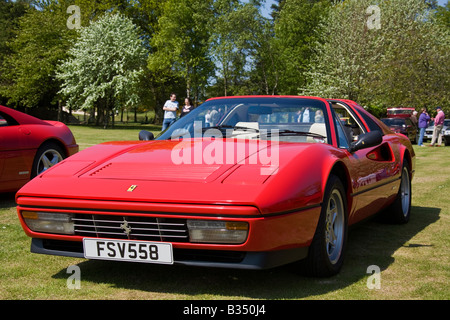 Roter Ferrari 328 GTS im italienischen Auto Tag, St. Andrews, Fife, Schottland Stockfoto