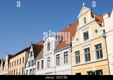 Häuserzeile in Wismar Mecklenburg Vorpommern Deutschland Häuserzeile in Wismar Mecklenburg-Vorpommern Deutschland Stockfoto