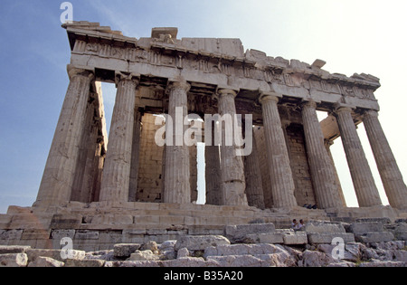 Ein Blick auf die griechischen Tempel des Parthenon auf der Akropolis in Athen Griechenland Stockfoto