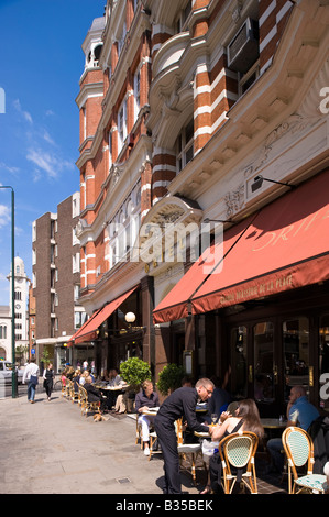 Brasserie ORIEL Sloane Square Chelsea SW3 London Vereinigtes Königreich Stockfoto