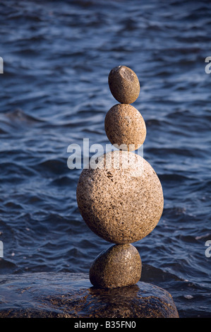 Ausgewogene Felsen in der Nähe von English Bay Beach, Vancouver, Britisch-Kolumbien, Kanada Stockfoto