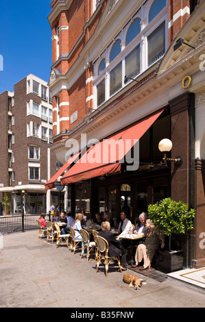 Brasserie ORIEL Sloane Square Chelsea SW3 London Vereinigtes Königreich Stockfoto