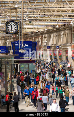 Haupthalle des Waterloo Bahnhof London Vereinigtes Königreich Stockfoto