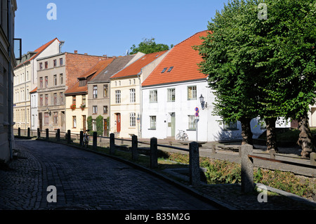 Straße Namens Frische Grube in Wismar Deutschland Straße benannt Frische Grube in Wismar Deutschland Stockfoto