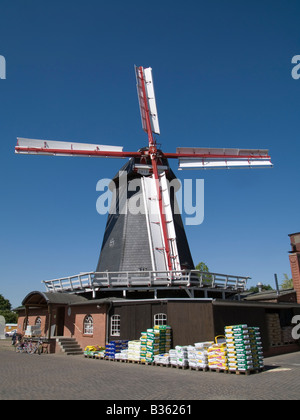 Historische Windmühle in Bardowick, Niedersachsen, Deutschland. Stockfoto