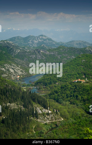 Blick auf Lake Skadar Nationalpark in Richtung Albanien in Montenegro Stockfoto