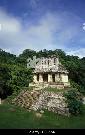 Tempel der Sonne Teil der Cross-Komplex gebaut König Kan Bahlam (Schlange Jaguar) der späten 7. Jahrhundert u.z. in Maya-Stadt Palenque in Chiapas, Mexiko. Stockfoto