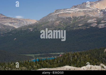 Bow See mit Num-Ti-Jah Lodge in den kanadischen Rockies - Banff Nationalpark, Kanada Stockfoto