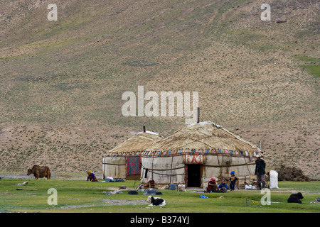 Jurten im Pshart-Tal im östlichen Pamir in der Nähe von Murgab Tadschikistan Stockfoto