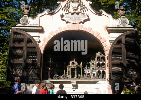 Österreich Salzburg Morzg Hellbrunn Schloss Trick Brunnen eine mechanische Wasser betrieben und Musik Theater Stockfoto