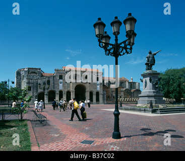 Park-Colon Santa Maria la Menor Kathedrale, Santo Domingo, Dominic Republik Stockfoto