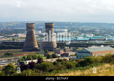 Tinsley cooling Towers, Sheffield, South Yorkshire fünf Tage bevor sie Kraft und Energie Firma E-ON UK abgerissen wurden Stockfoto