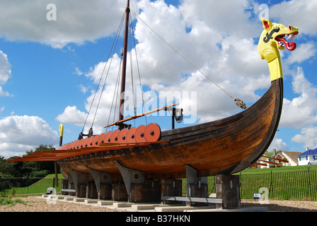 "Hugin" Nachbildung Wikinger-Schiff, Pegwell Bay, Kent, England, Vereinigtes Königreich Stockfoto