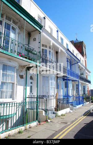 Waterfront Häuser, die renoviert wurden, Ramsgate, Isle Of Thanet in Kent, England, Vereinigtes Königreich Stockfoto