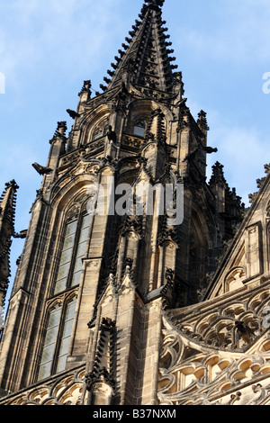 Nordturm des westlichen Eingang der St.-Veits-Kathedrale Prag Tschechische Republik Stockfoto