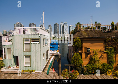 Hausboote in False Creek Granville Island Vancouver Kanada Stockfoto