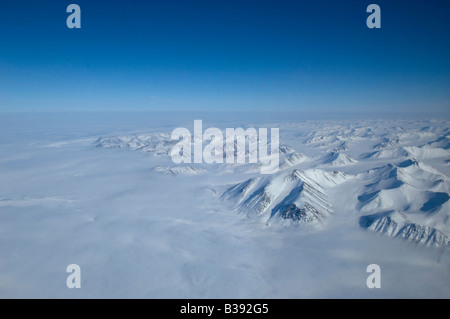 Der Nebel rollt in Off Baffin Bay auf Devon Island Stockfoto