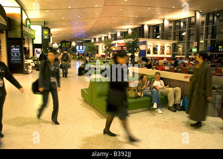 Abflug-Lounge Foyer, Auckland Flughafen Stockfoto