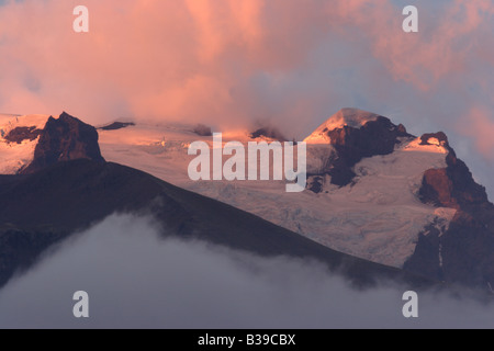 Hvannadalshnúkur in Skaftafell-Nationalpark, Island. Stockfoto