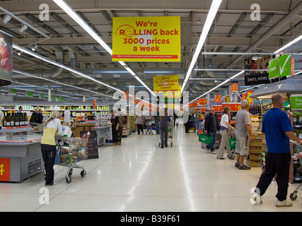 ASDA Supermarkt - Milton Keynes - Buckinghamshire Stockfoto