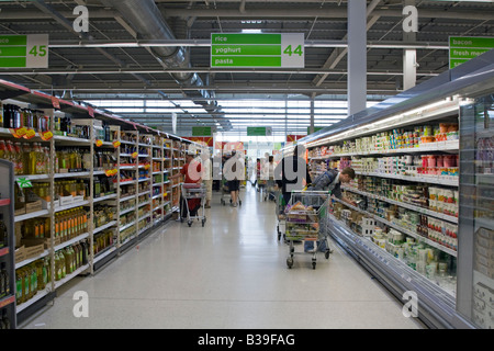 ASDA Supermarkt - Milton Keynes - Buckinghamshire Stockfoto